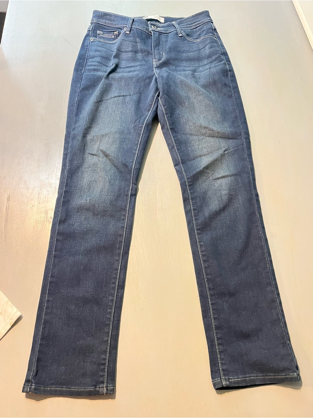 Levi’s 512 Perfectly Slimming Skinny Leg Jeans Size 8 Petite - Dark Wash